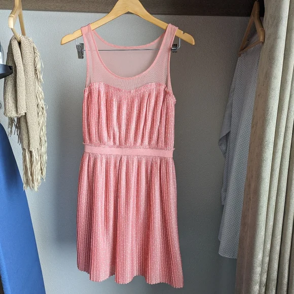 LC Lauren Conrad Pretty pink dress - Picture 2 of 7